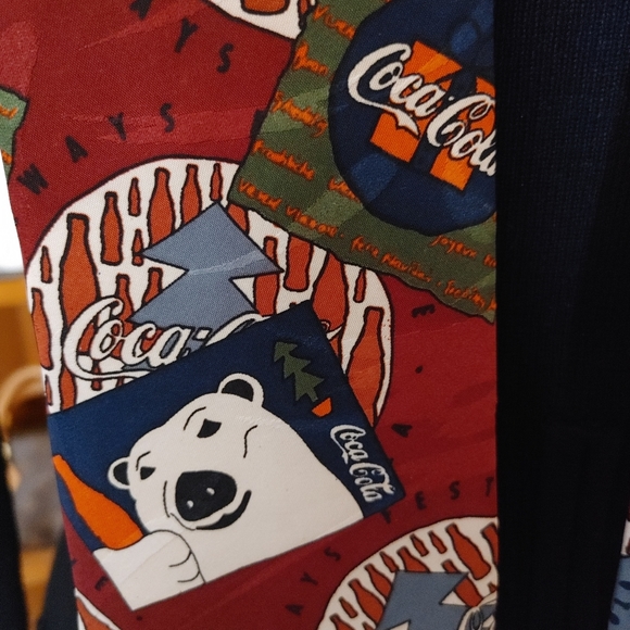 Coca Cola Tie - Picture 3 of 5